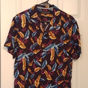 Men's L Free Planet Button up Shirt, NWOT